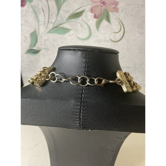 Gold Tone Metal Chain Choker Necklace With Lion Head Medallion Pendant - Picture 6 of 6